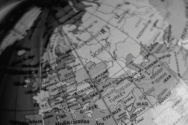 6 Best Destinations for Internships in Europe 4 Discover top intern spots in Europe. Explore 6 Best Destinations for Internships in Europe. Kickstart your global career!