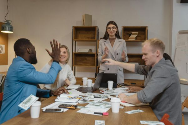 10 Skills You Can Learn From an Internship 8
